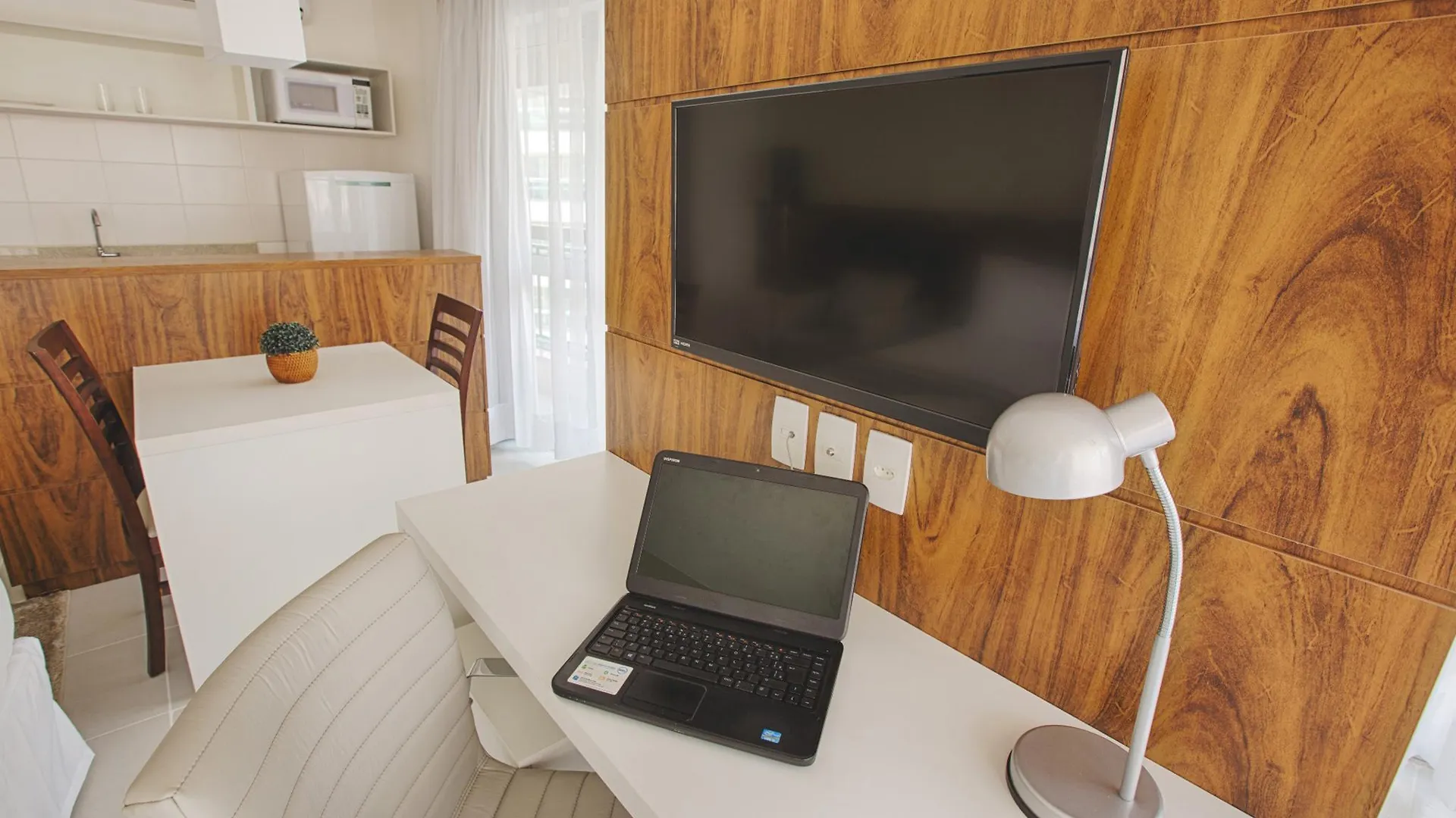 Hplus Vision Executive Brasília